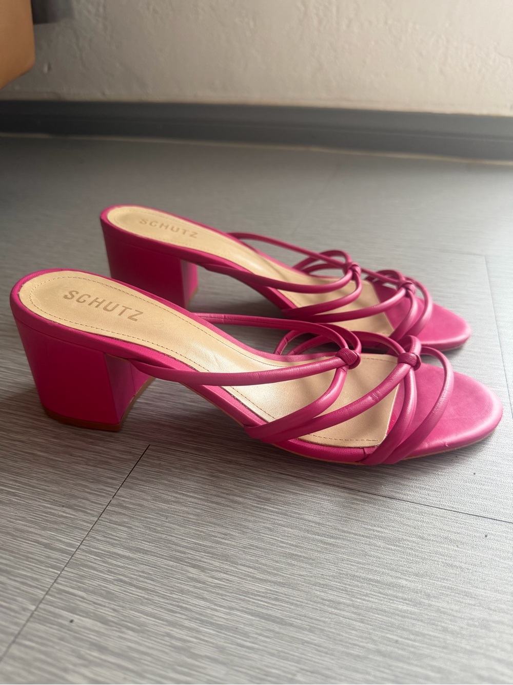 Schutz Princey Hot Pink Strappy Block Heel Sandals 10B NWOB - Picture 3 of 12